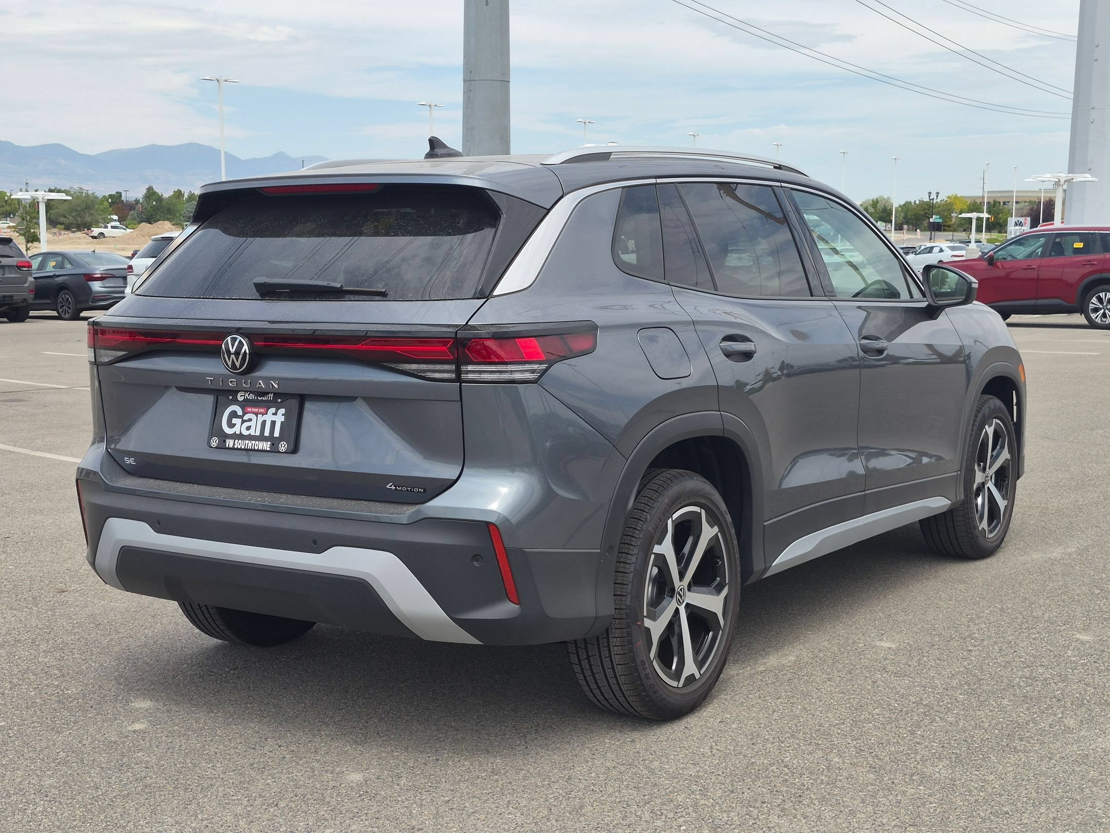 New 2026 Platinum Gray Metallic Volkswagen SE image 3