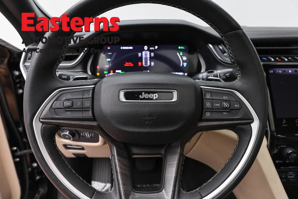 Used 2024 Black Jeep 4xe image 10