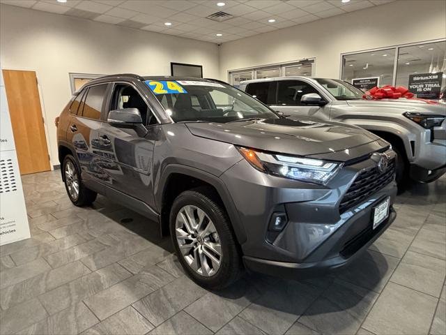 Certified Used 2024 MAGNETIC GRAY MET. Toyota  image 49
