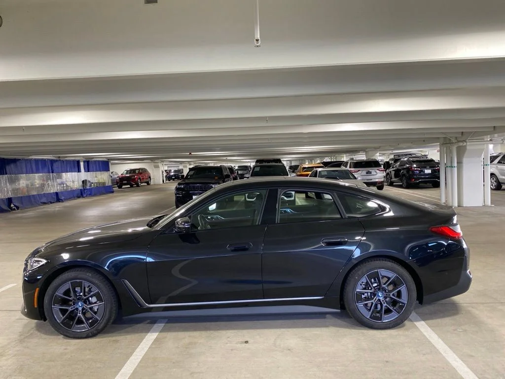 Used 2023 Black Sapphire Metallic BMW eDrive35 image 3