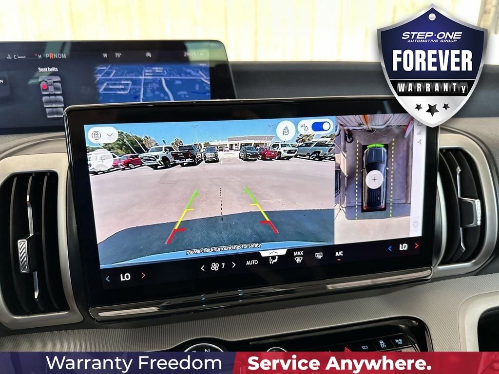 Used 2025 Silver Ford Active image 26