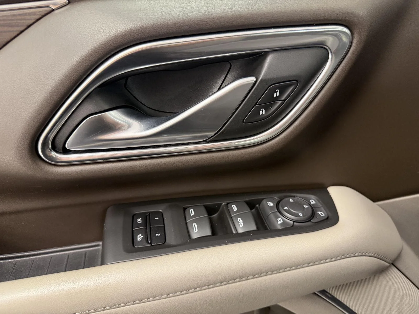 2022 Chevrolet Tahoe LT - Photo 12