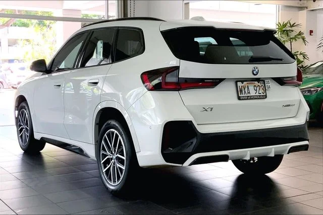 Used 2023 Alpine White BMW xDrive28i image 5