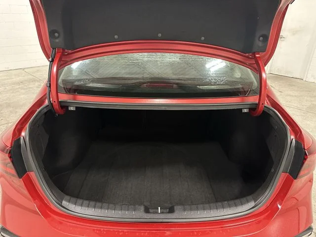 Used 2021 Currant Red Kia LXS image 15