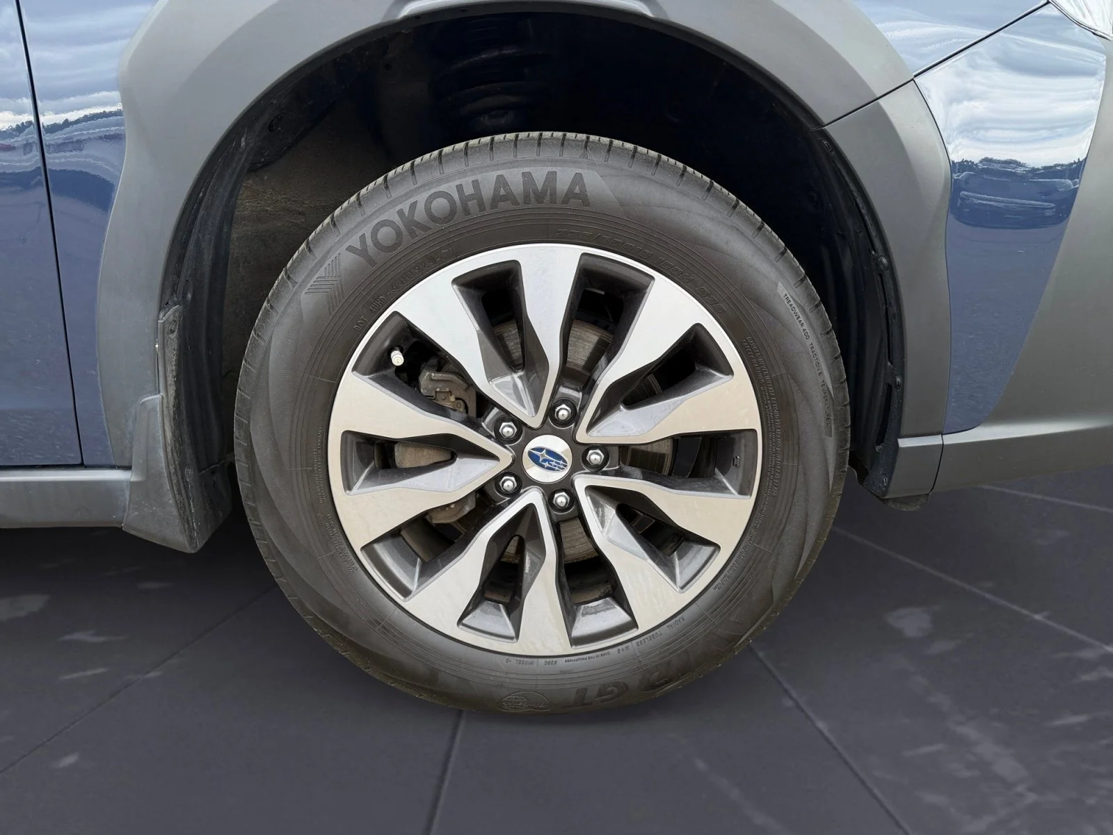 Used 2025 Cosmic Blue Pearl Subaru Limited image 45