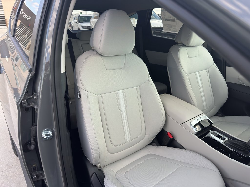 New 2026 Hampton Gray Hyundai SEL image 31