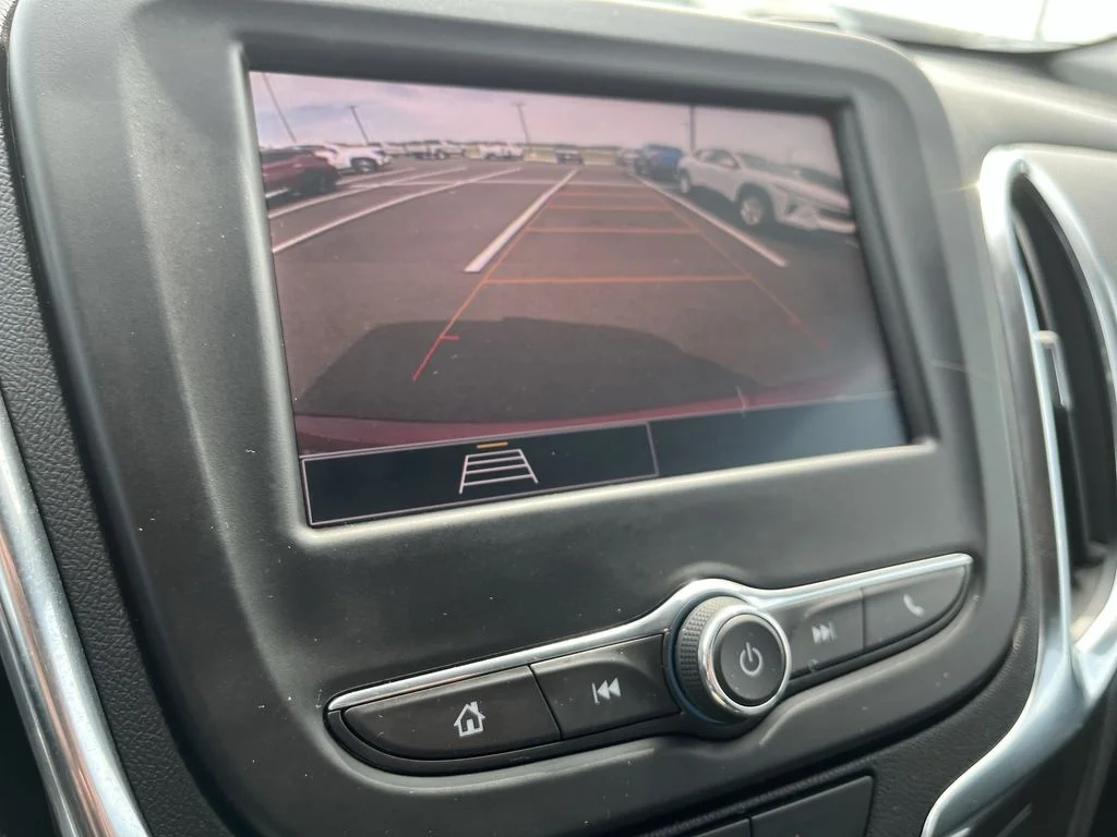 Used 2024 Red Chevrolet LT image 17