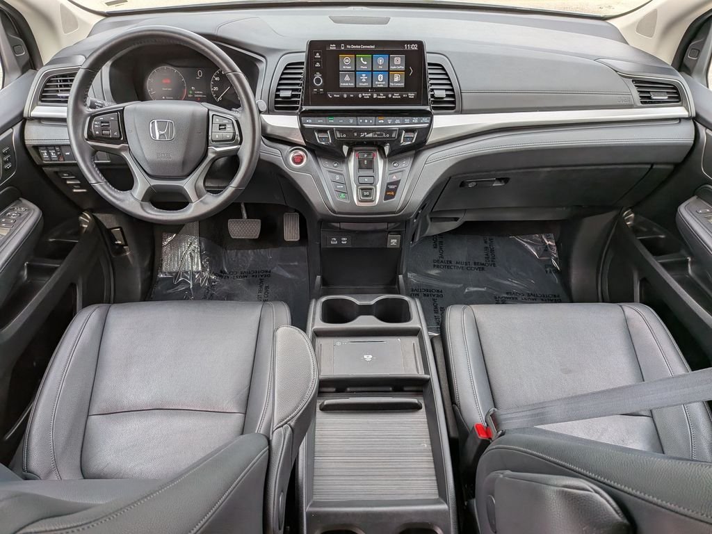 Used 2025 Silver Honda EX-L image 5