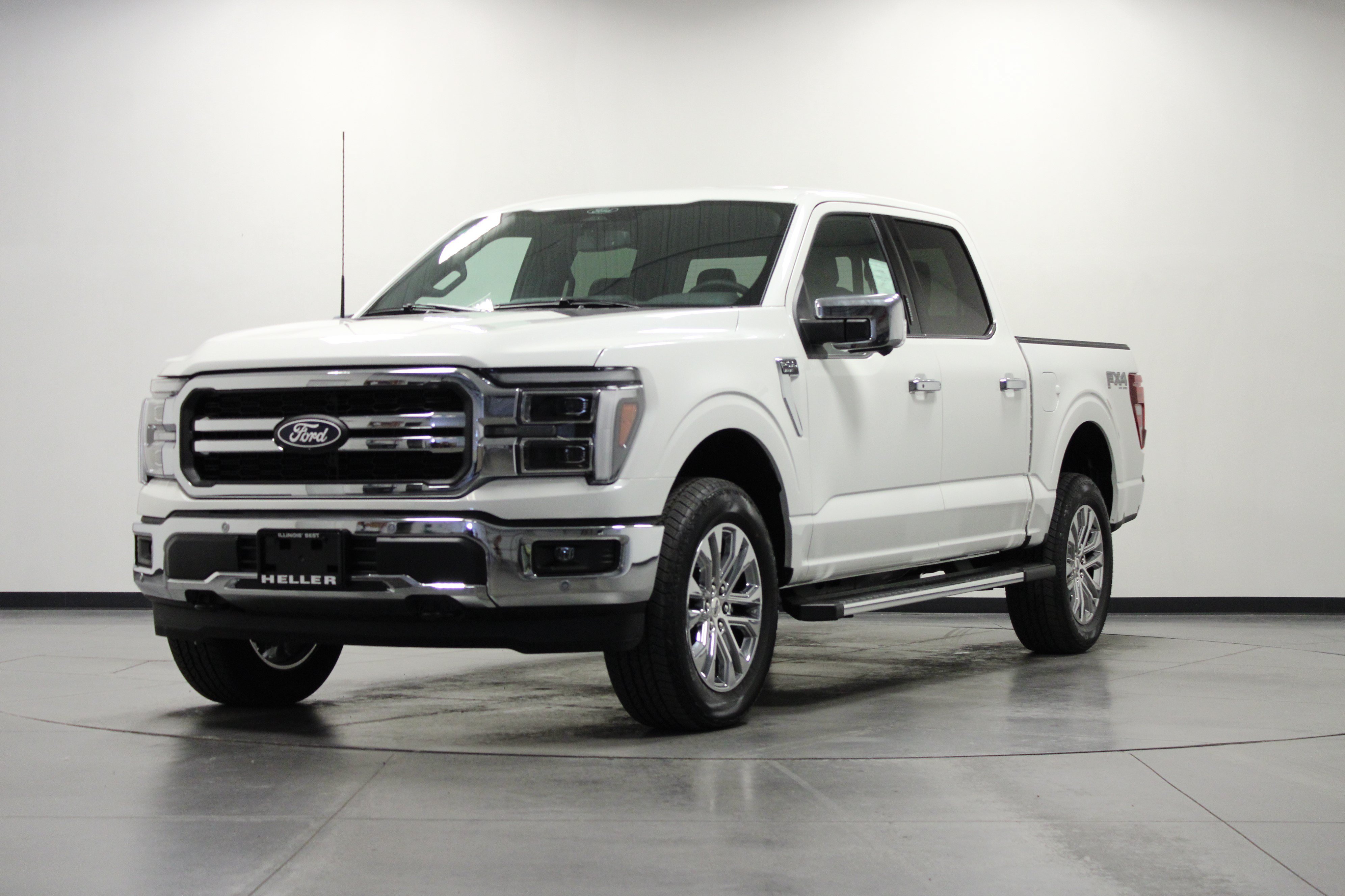New 2026 Star White Metallic Tri-Coat Ford LARIAT image 8