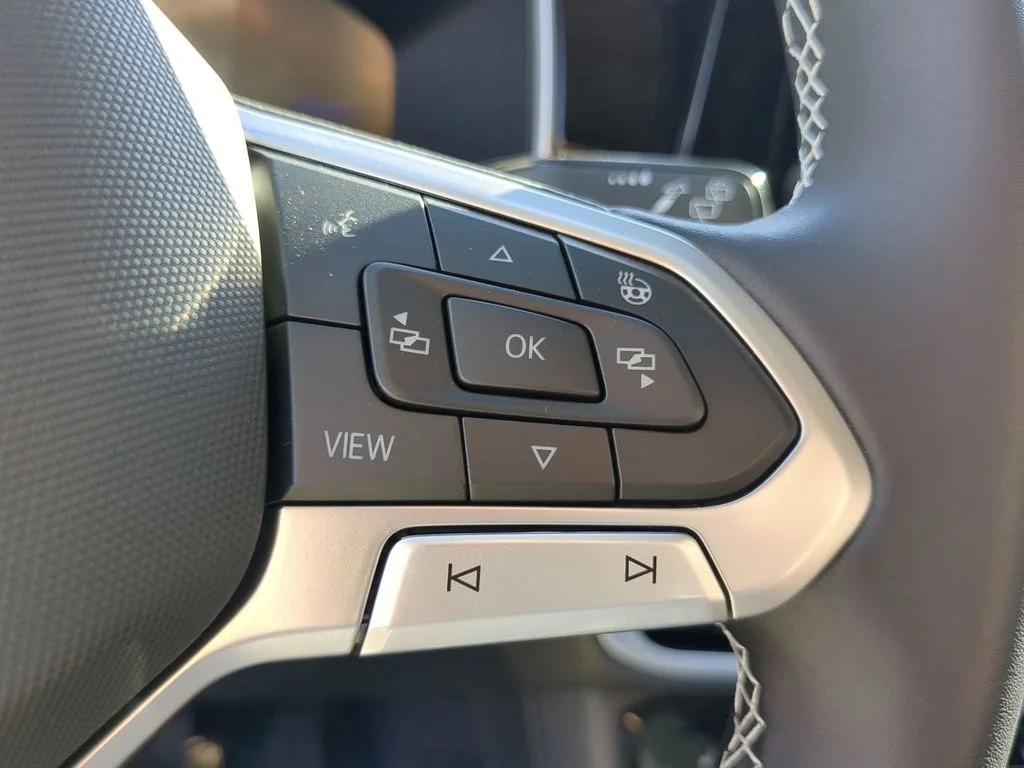 New 2026 Silver Volkswagen 1.5T SE image 28