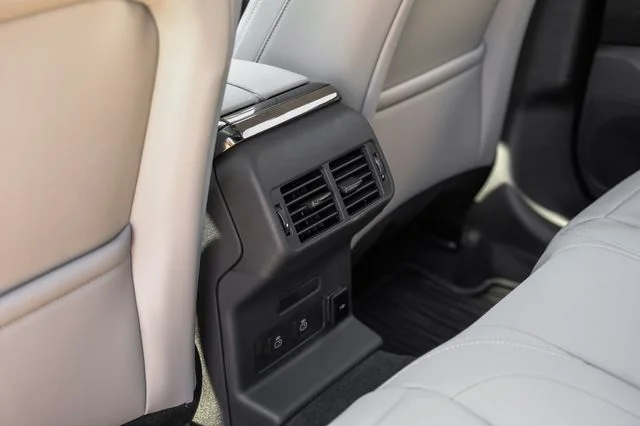 2026 Land Rover Range Rover Velar Dynamic SE - Photo 48