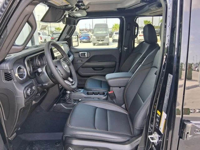 New 2026 Black Clear-Coat Exterior Paint Jeep Sahara image 19