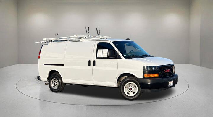 2023 GMC Savana Cargo