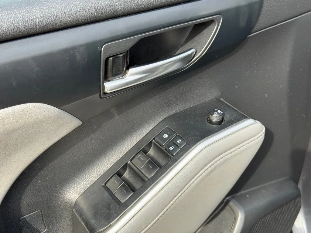 Used 2022 Gray Toyota XLE image 11