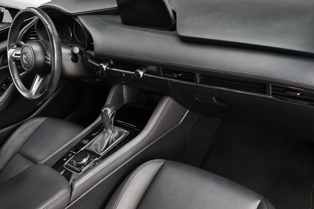 Used 2019 Black Mazda Select image 5