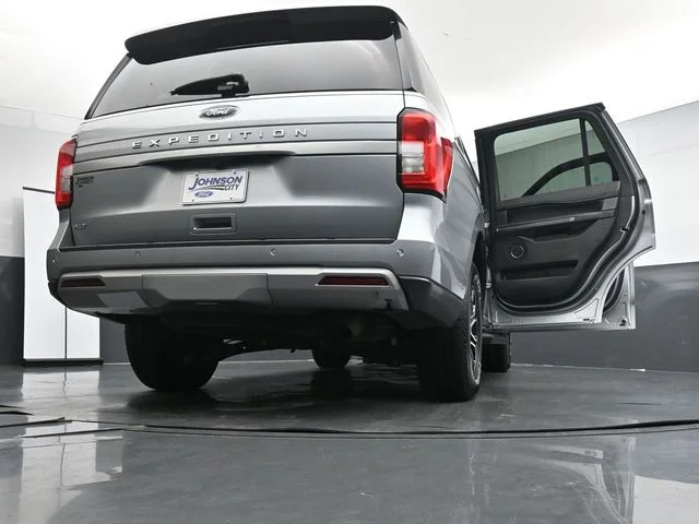 Used 2024 Silver Ford XLT image 40