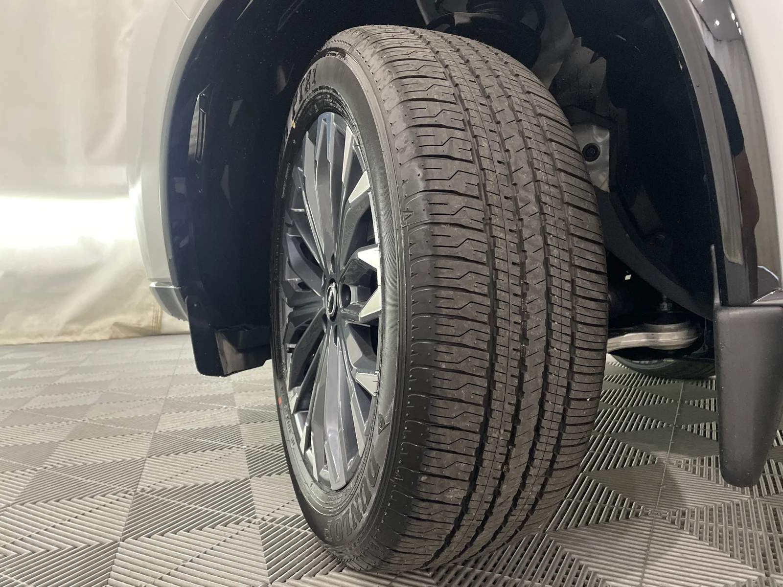 New 2026 Everest White Pearl/Super Black Nissan Platinum image 35
