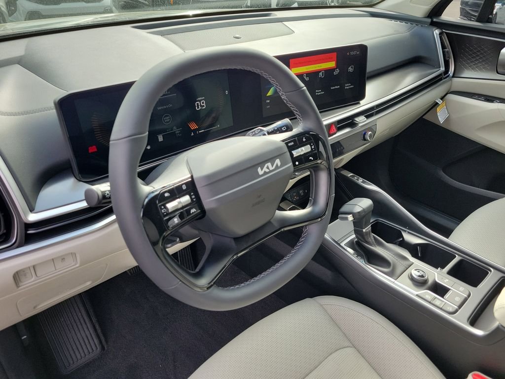 New 2026 Gray Kia S image 23