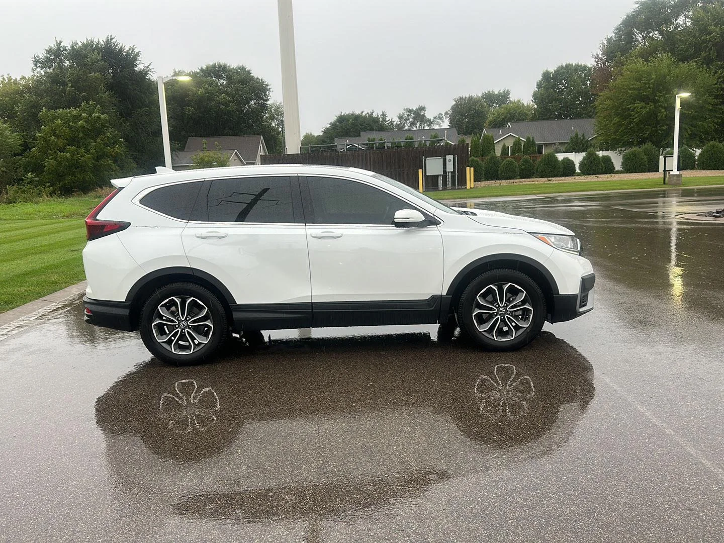 Used 2022 Platinum White Pearl Honda EX-L image 2