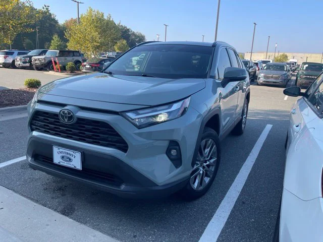 2022 Toyota RAV4 XLE Premium