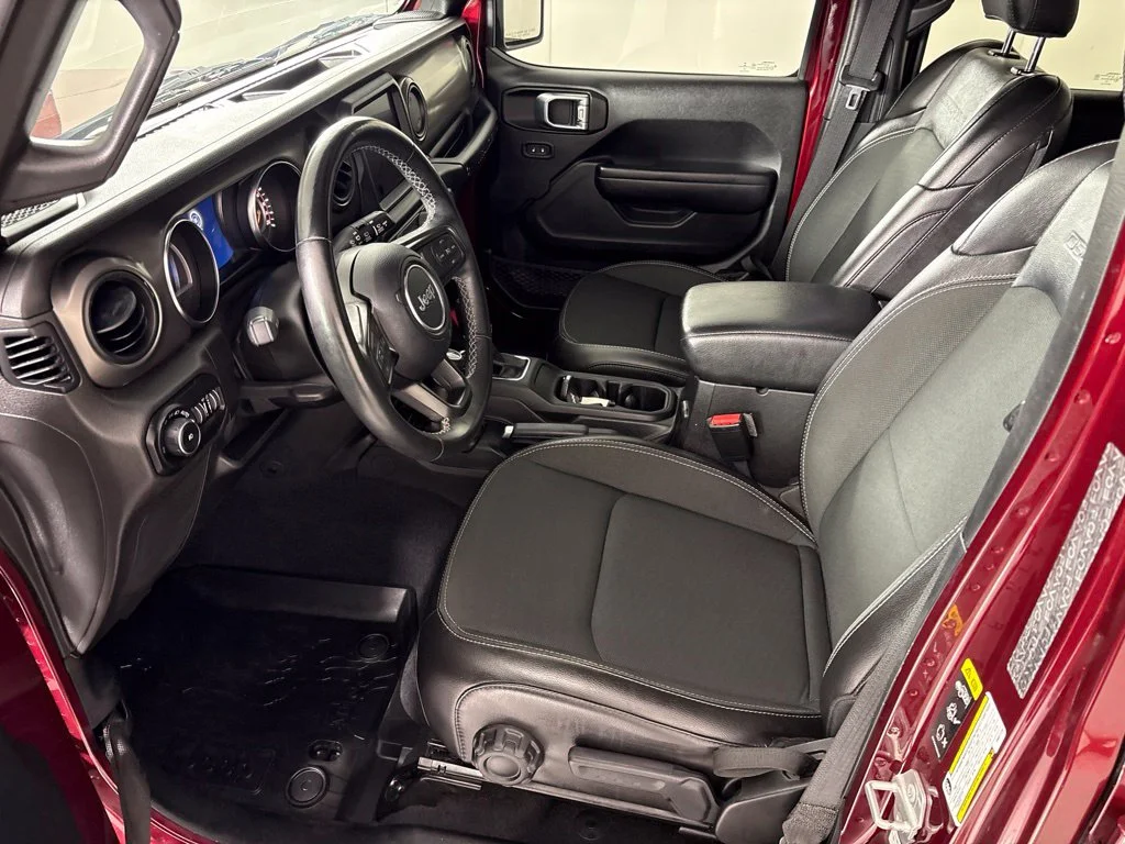 Used 2021 Red Jeep Unlimited Sport image 25