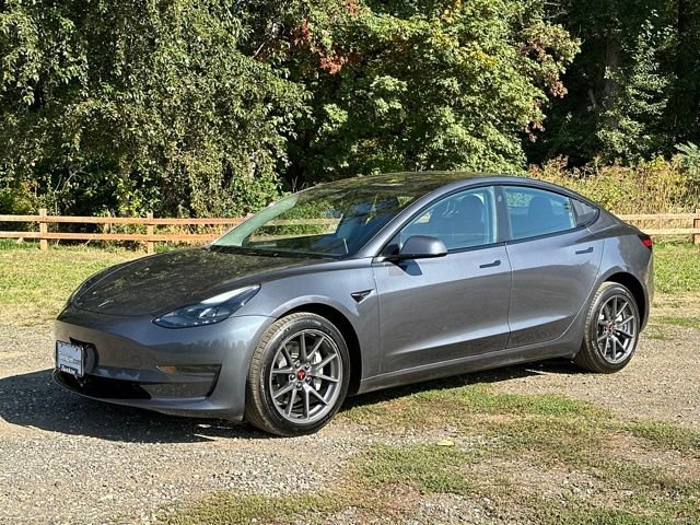 Used 2023 Midnight Silver Metallic Tesla Base image 4