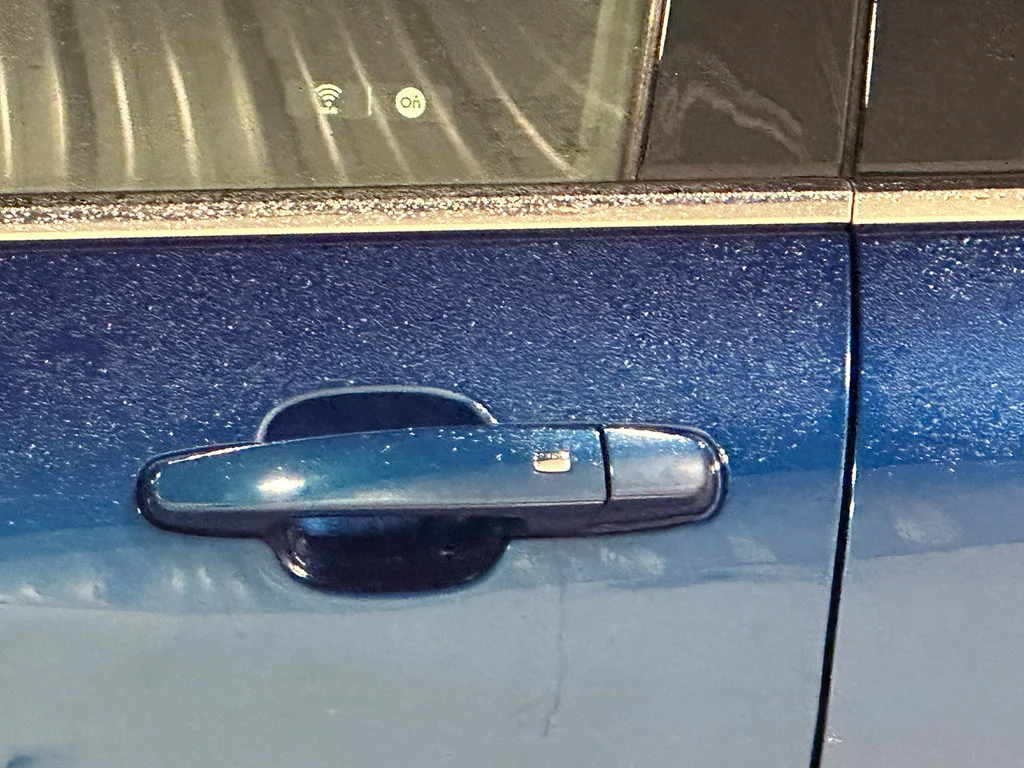 Used 2019 Blue Chevrolet LT image 17