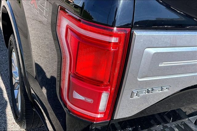 Used 2017 Black Ford King Ranch image 31