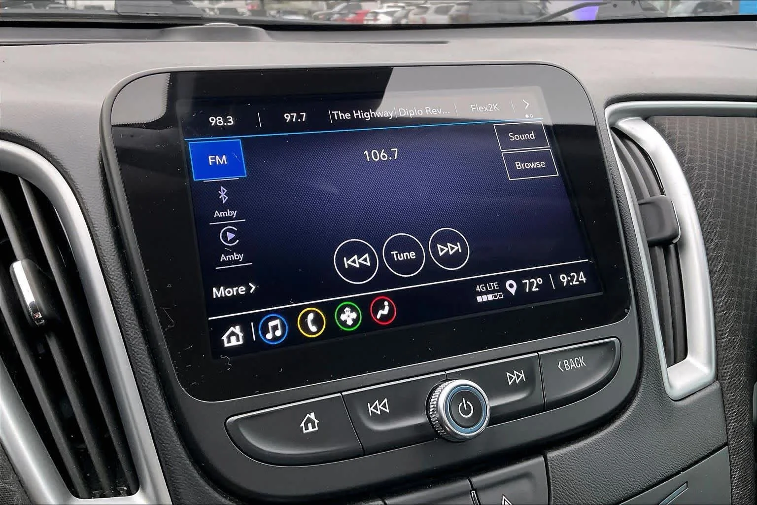 Used 2024 Summit White Chevrolet LT image 32