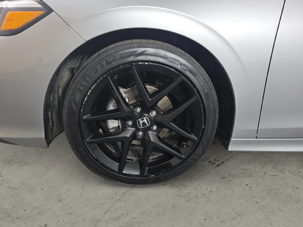 2025 Honda Civic Sport - Photo 28