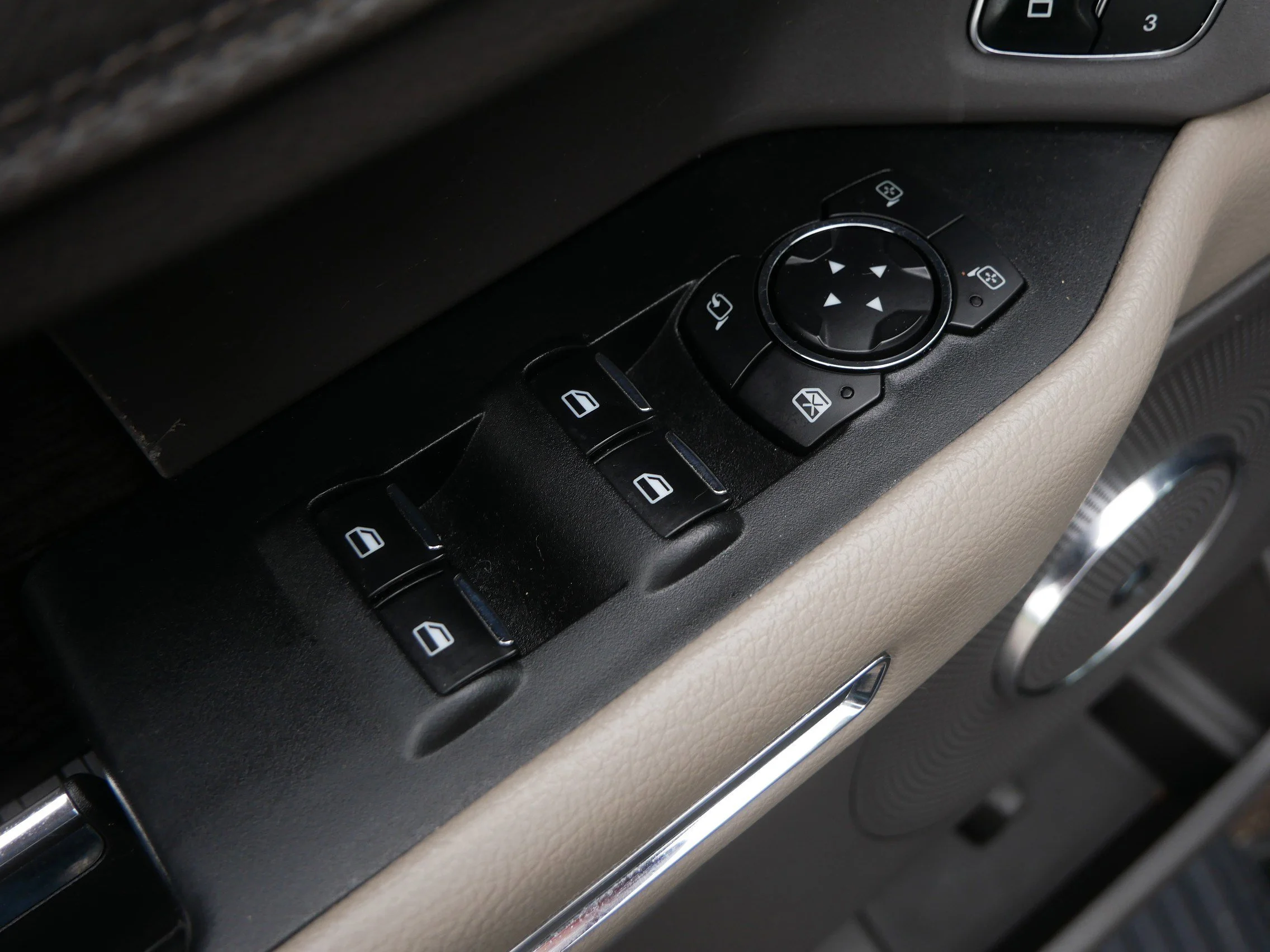Used 2020 Agate Black Ford Limited image 24