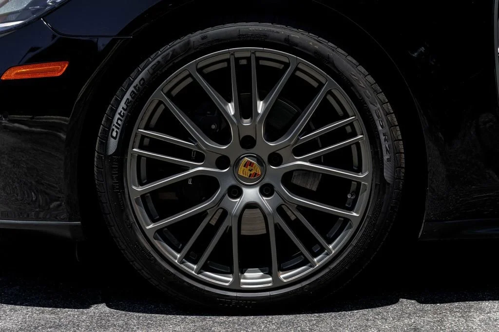 Used 2023 Black Porsche Platinum Edition image 39