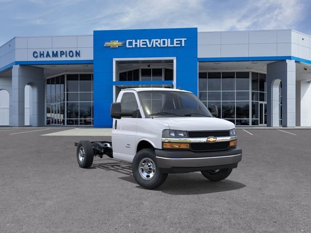 2025 Chevrolet Express Cutaway 3500