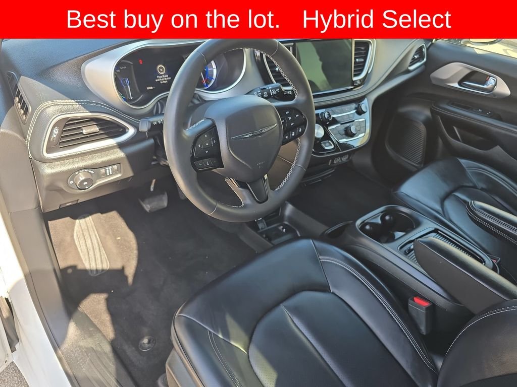 2024 Chrysler Pacifica PHEV Select - Photo 16