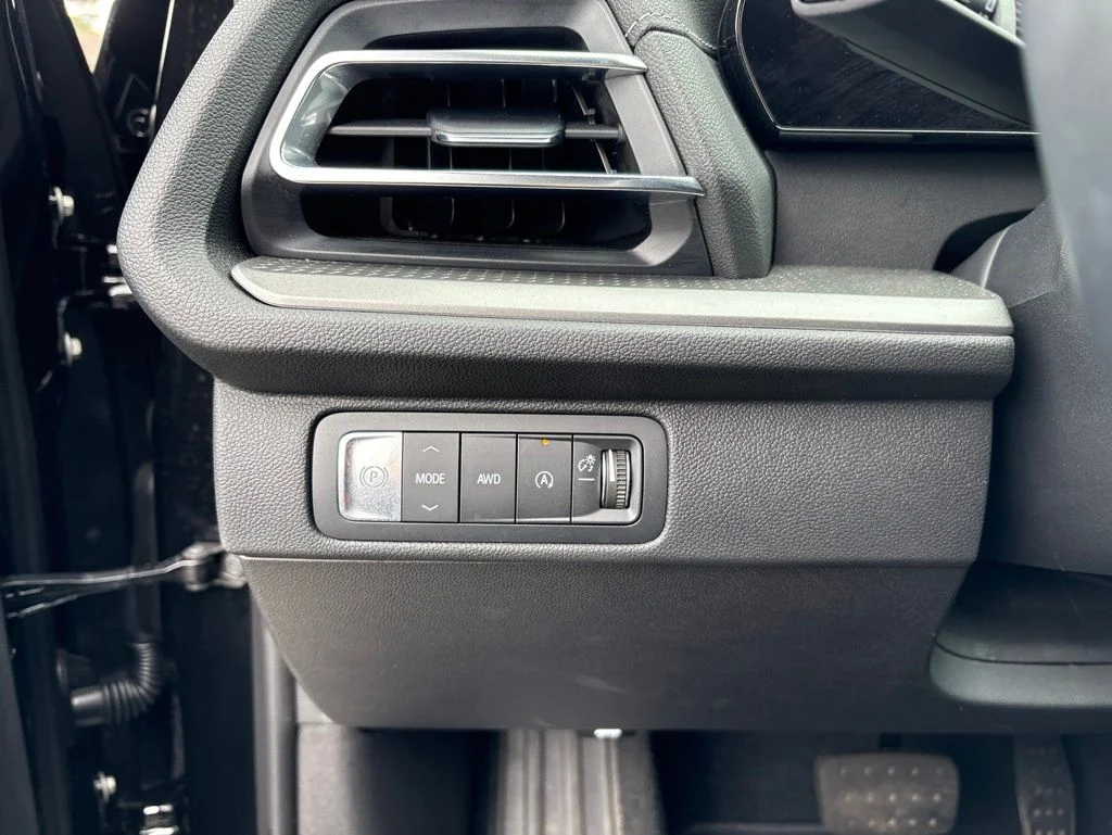 Used 2026 Black Chevrolet LT image 18