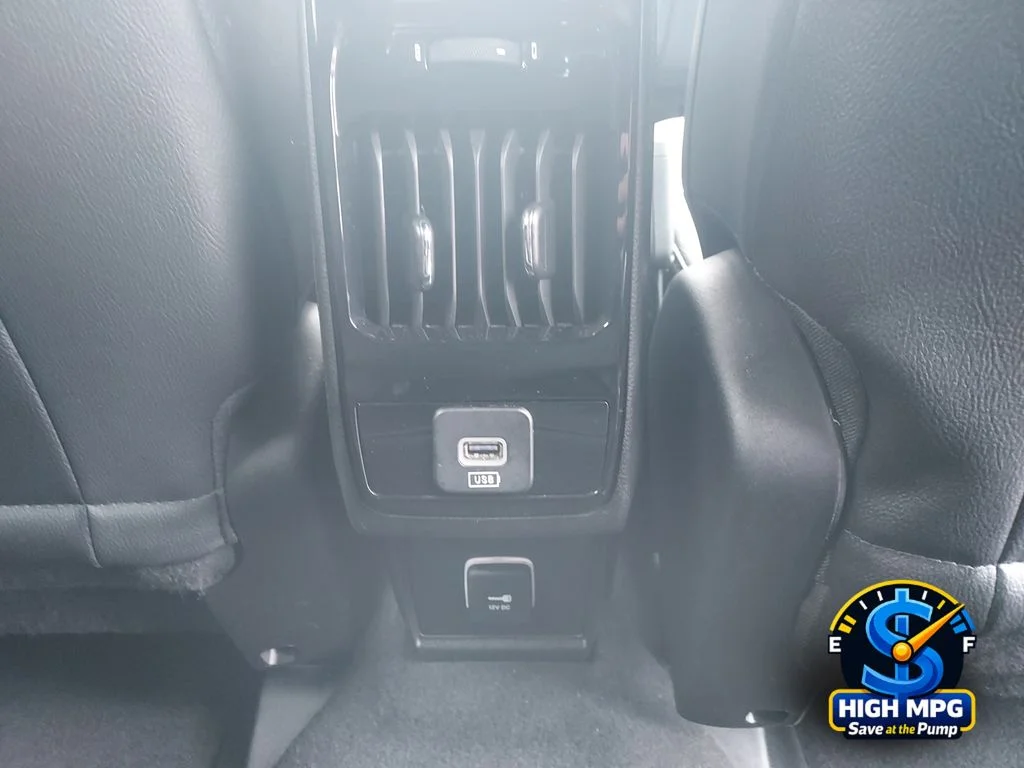 Used 2025 Red Jeep Limited image 25
