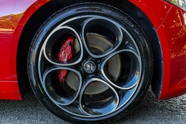 Used 2023  Alfa Romeo Veloce image 26
