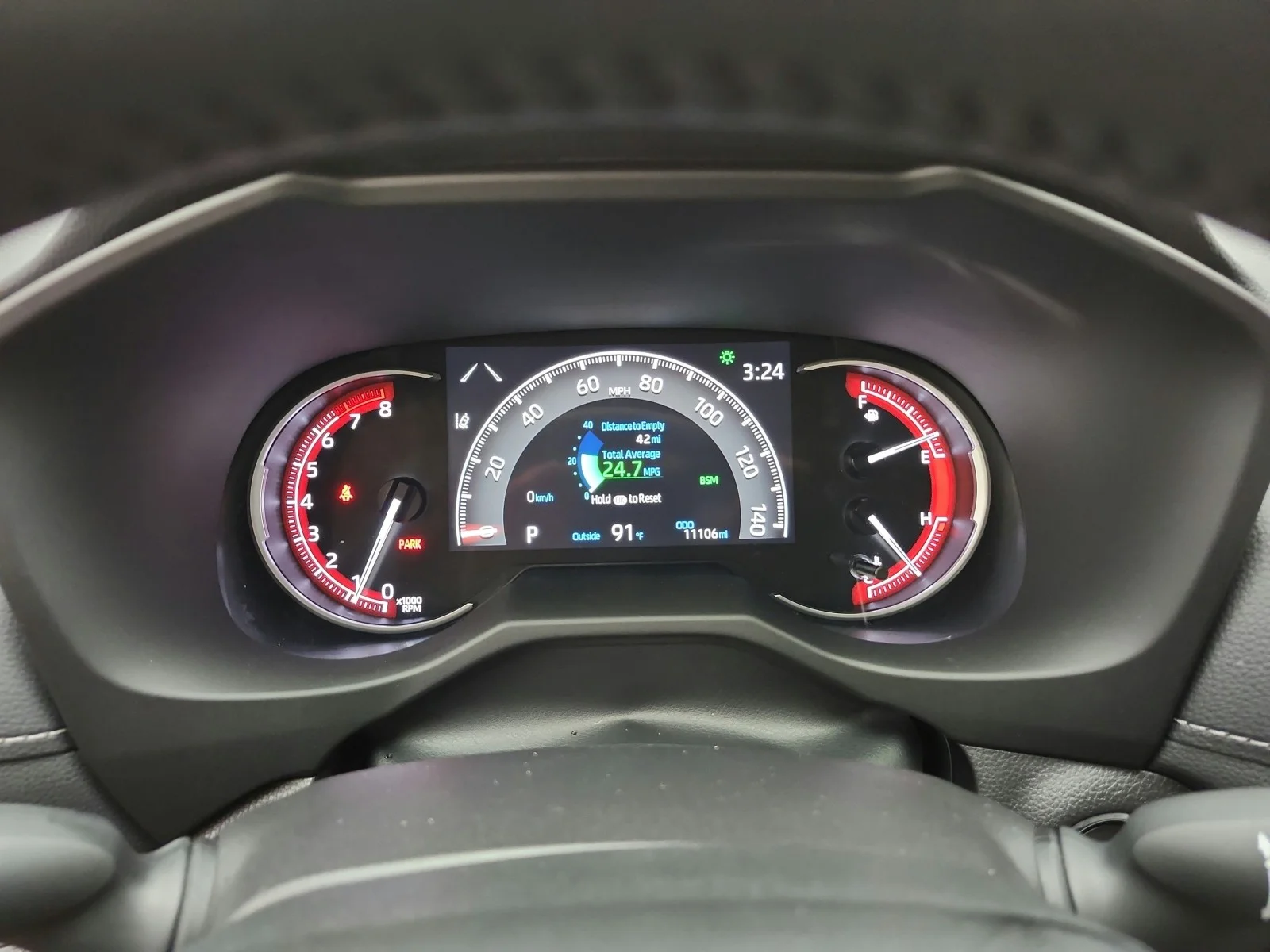 Used 2025 Magnetic Gray Metallic Toyota XLE Premium FWD (Natl) image 9