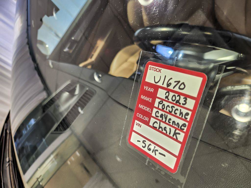 2023 Porsche Cayenne Coupe Platinum Edition - Photo 24
