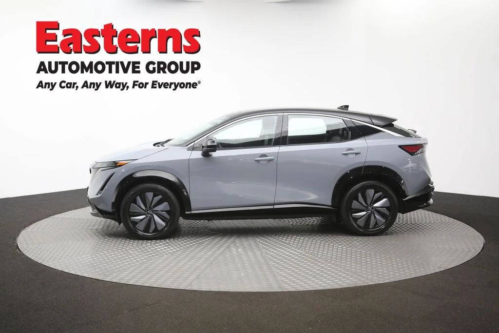 Used 2023 Gray Nissan ENGAGE image 59