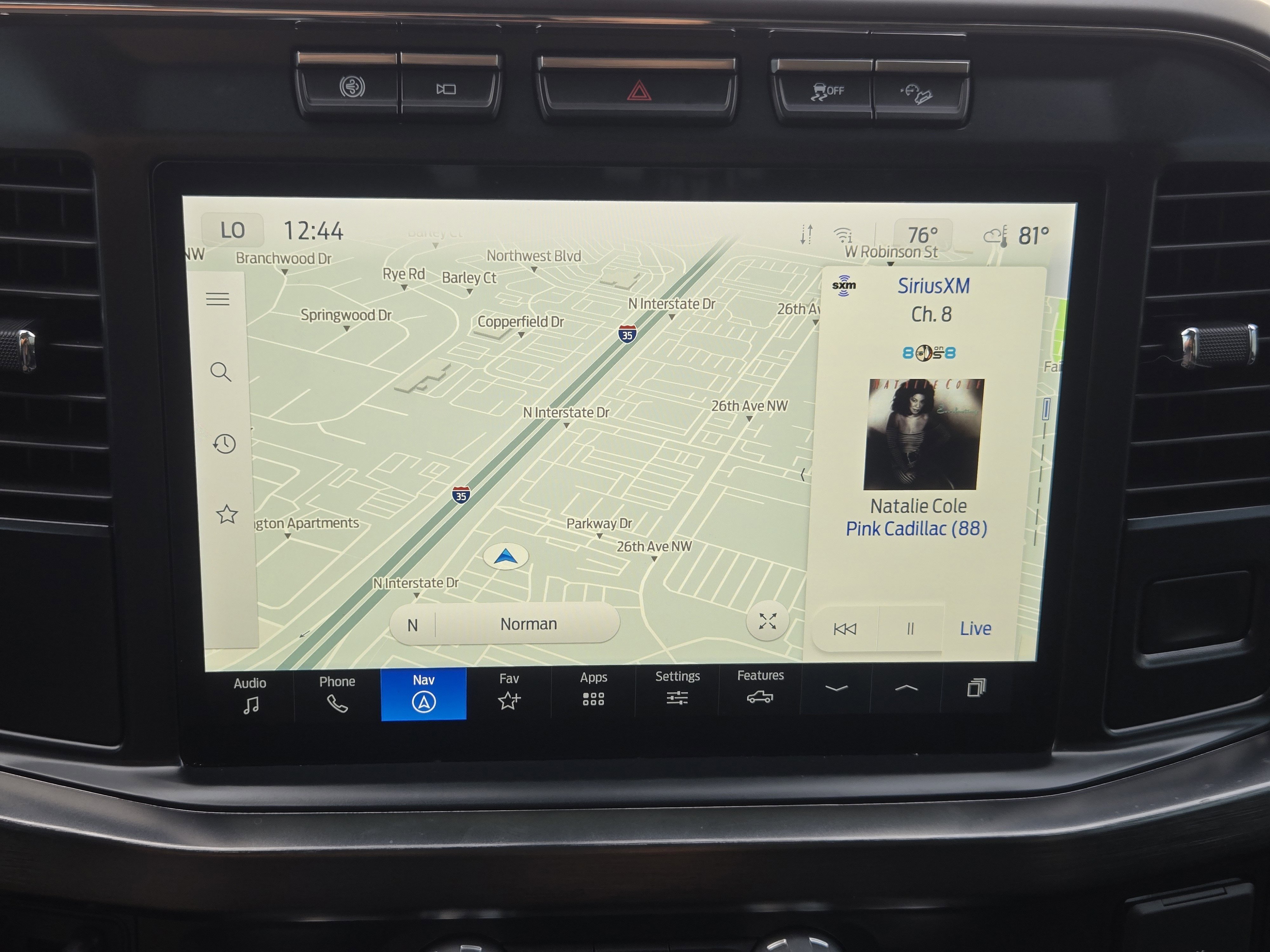 Used 2023 OXFORD WHITE Ford LARIAT image 19