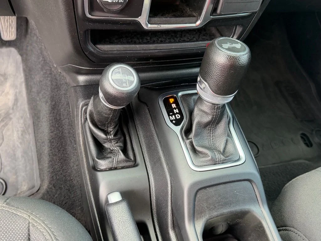 Used 2020 Black Jeep Sport image 25