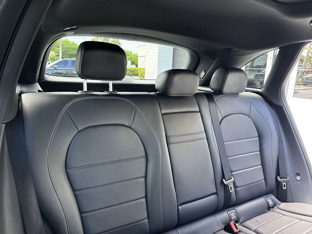 Used 2018 Polar White Mercedes-Benz GLC 300 image 47