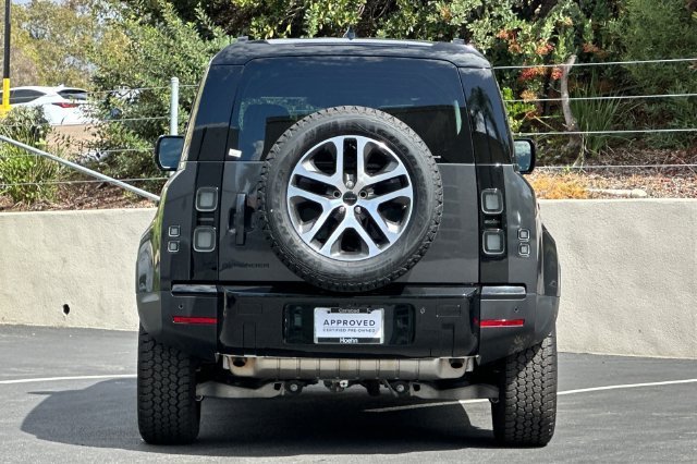 Used 2026 Gray Land Rover S image 4