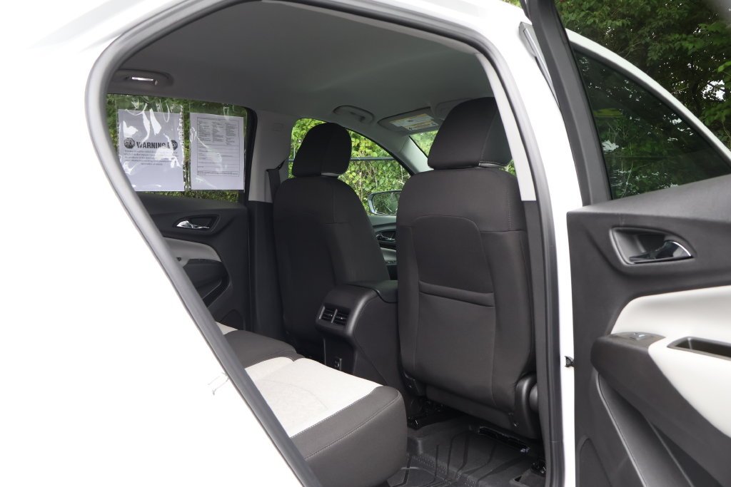 2024 Chevrolet Equinox LS - Photo 46