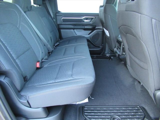 New 2026 Granite Crystal Metallic Clear-Coat Exterior Paint RAM Big Horn/Lone Star image 31