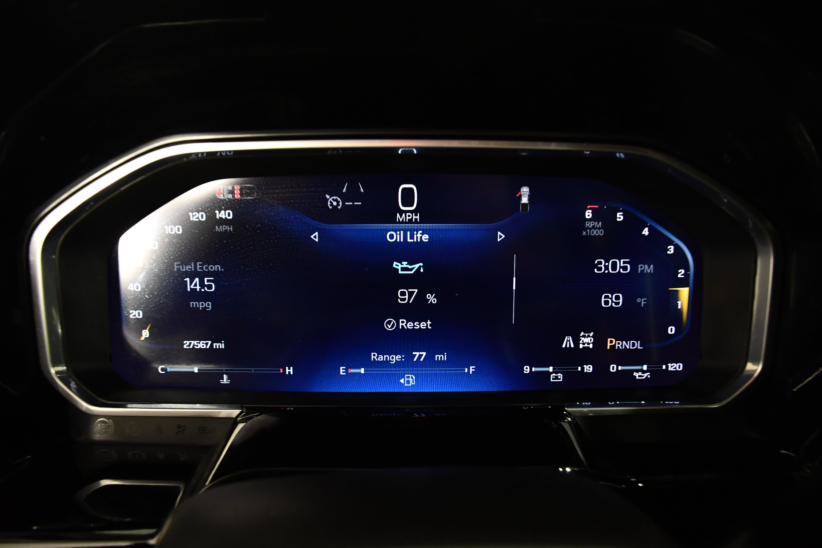 Used 2026 Summit White Chevrolet LT image 19