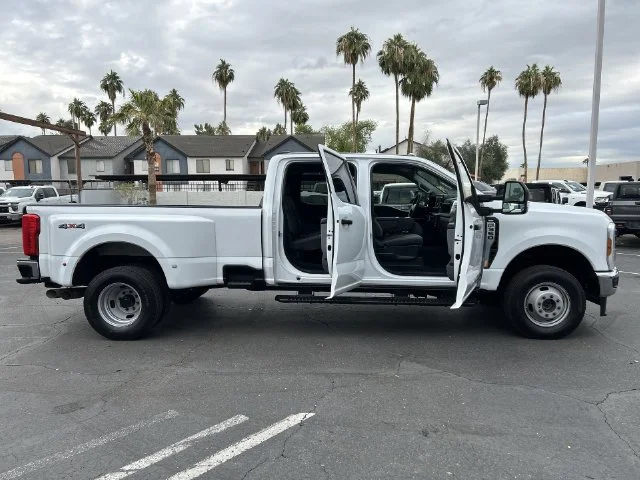 Used 2025 White Ford XLT image 2