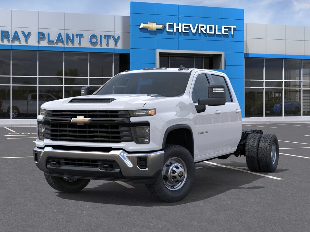 New 2026 Summit White Chevrolet Work Truck image 6