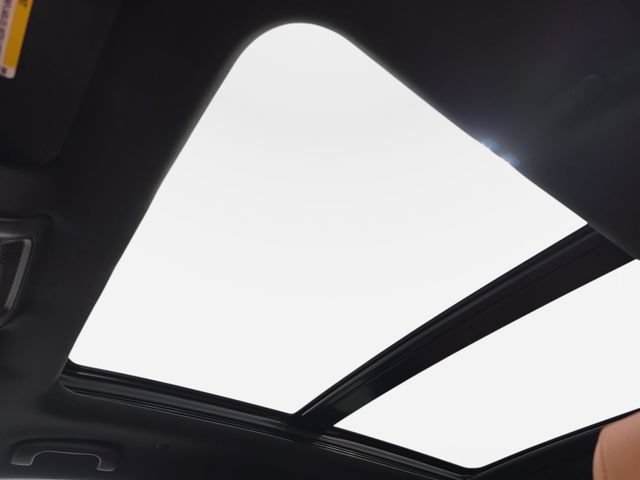New 2026 Crystal White Tricoat Cadillac Premium Luxury image 27